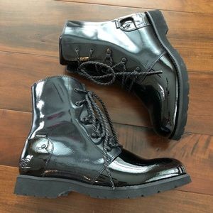 The North Face Black Patent Ballard Rain Boots 8